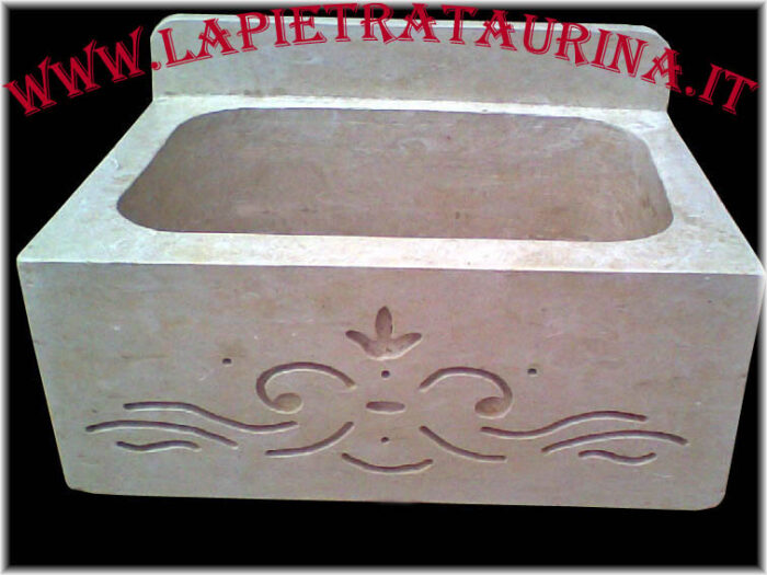 Lavello in pietra usati.