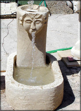 Fontana in pietra