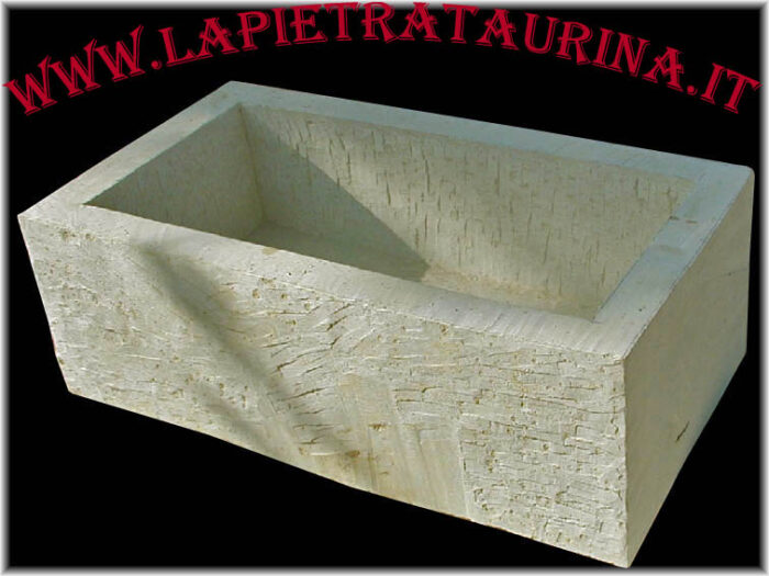 Lavello in pietra ad incasso