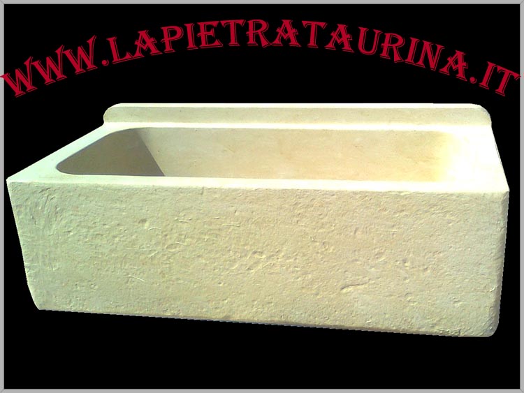 lavello in pietra con mobile