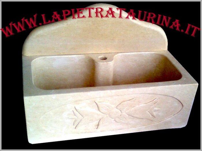 Lavelli in pietra per esterni