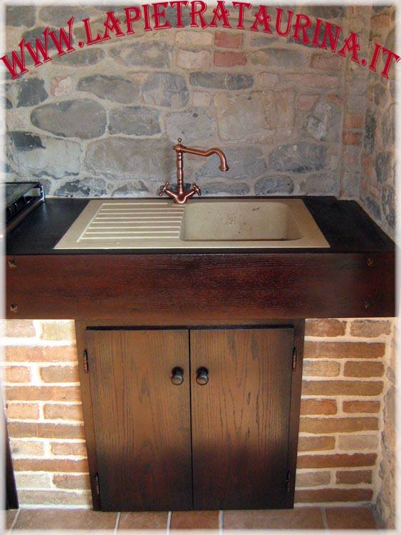 Lavelli in pietra per cucine di grandi dimensioni