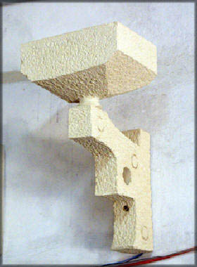 Lampada in pietra leccese