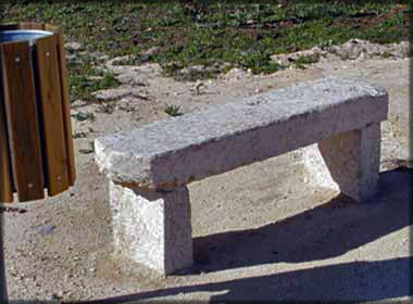Tavoli in pietra