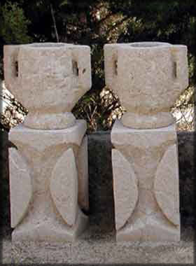 Vasi in pietra