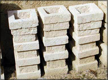 Vasi in pietra