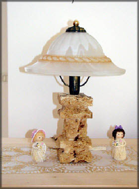 Lampada in pietra leccese