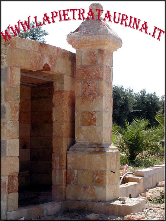 Colonne in pietra