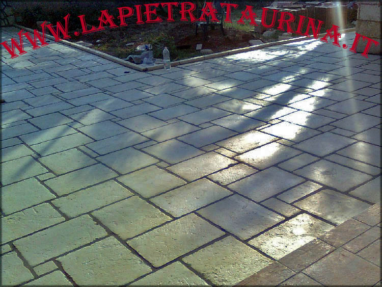pavimenti in chianca invecchiata e burattata