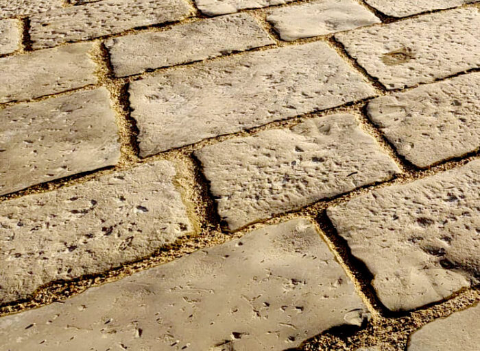 Mattonelle per esterno autobloccanti in pietra naturale. - immagine 3