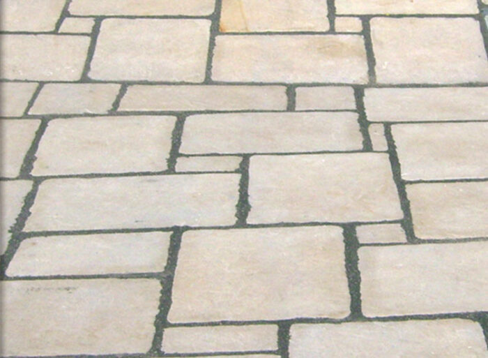 Pavimenti in pietra grezza