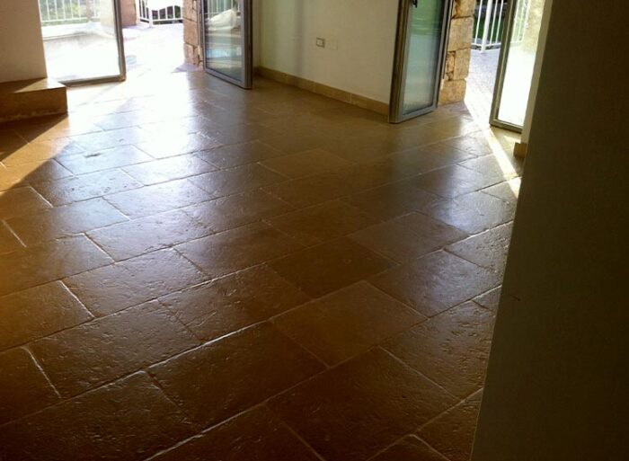 Pavimenti in pietra pece